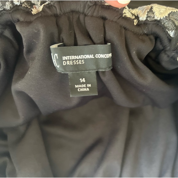 INC embroidered long sheer overlay dress black 🖤 with cream embellishment - Picture 4 of 5